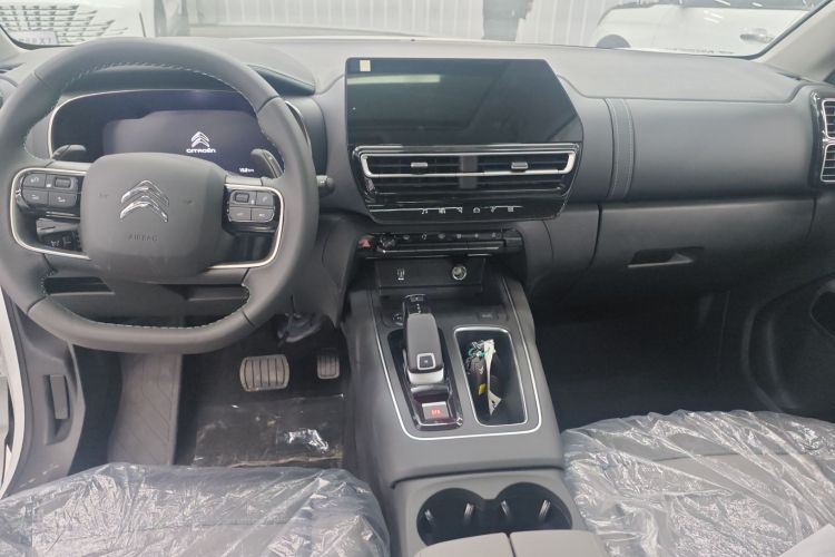 Citroen C5 AIRCROSS car image #10