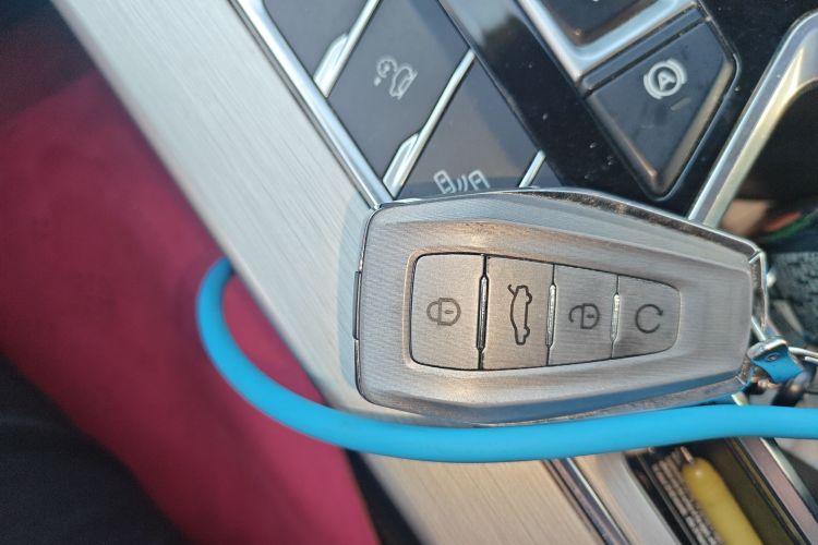 GEELY Coolray New Energy 2022 car image #10