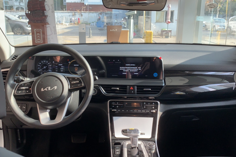 起亚 赛图斯 汽车图片 #10