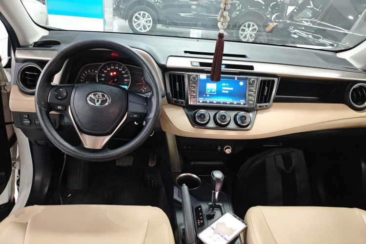 Toyota RAV4 2014 car image #10