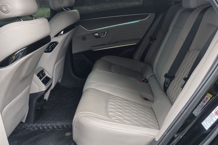 BYD Han 2024 #10 BYD Han 2024 car image #10