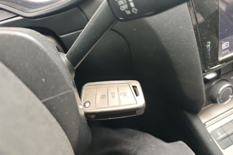 Skoda Octavia 2018 car image #10