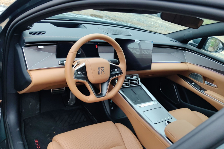 BYD HanL 2025 изображение автомобиля #10