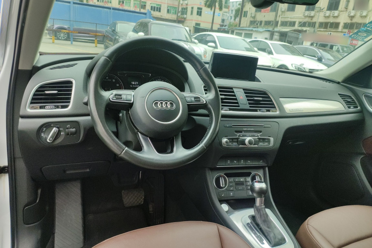 Audi Q3 2017 #10 Audi Q3 2017 car image #10