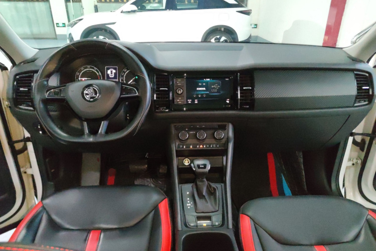 Skoda Kodiaq 2020 car image #10