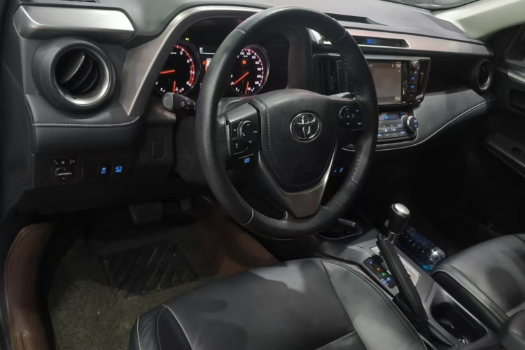 RAV4 2017 #10 RAV4 2017 car image #10