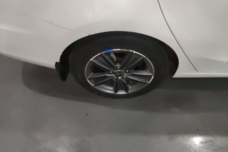 Changan Eado 2017 car image #10