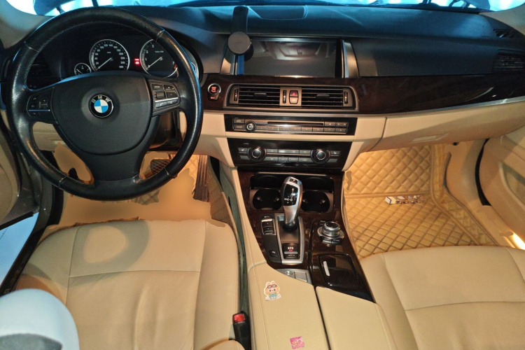 BMW 5 Series 2016 #10 BMW 5 Series 2016 car image #10