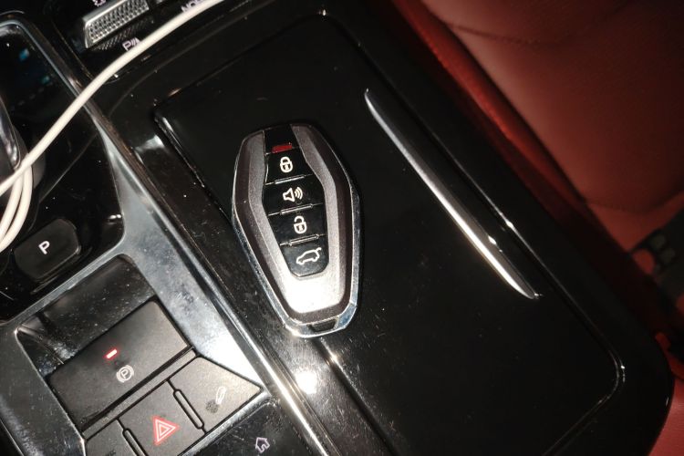 X70 PLUS 2022 car image #10