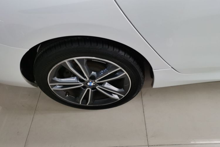 BMW 1 Series 2021 car image #10