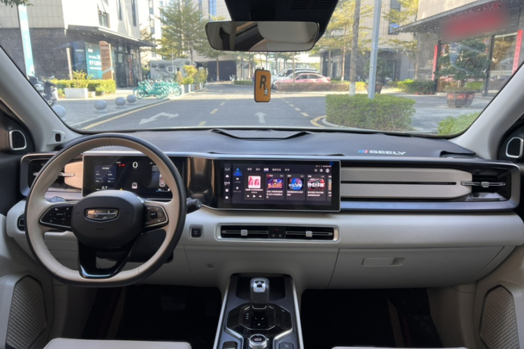 GEELY ICON 2023 car image #10