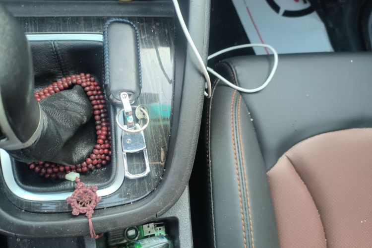 SWM X7 2021 #10 SWM X7 2021 صورة سيارة #10