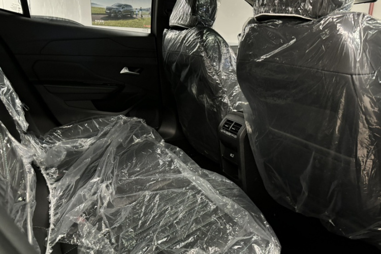 标致 标致408X 汽车图片 #10