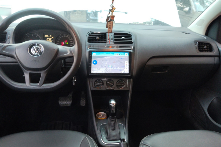 Polo 2018 imagen de coche #10