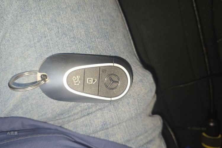 Mercedes-Benz EQE SUV 2023 #10 Mercedes-Benz EQE SUV 2023 car image #10