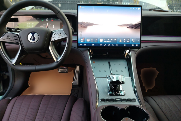 Denza Z9GT 2024 car image #10