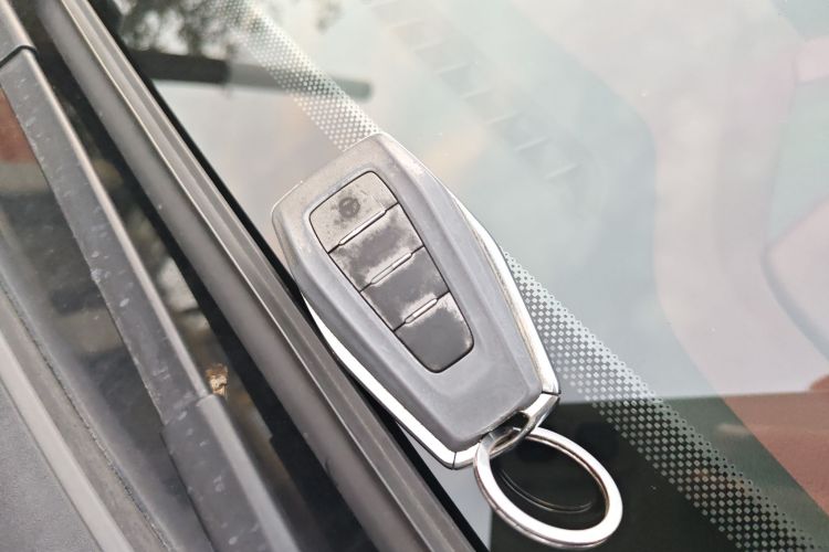 GEELY Coolray 2019 car image #10