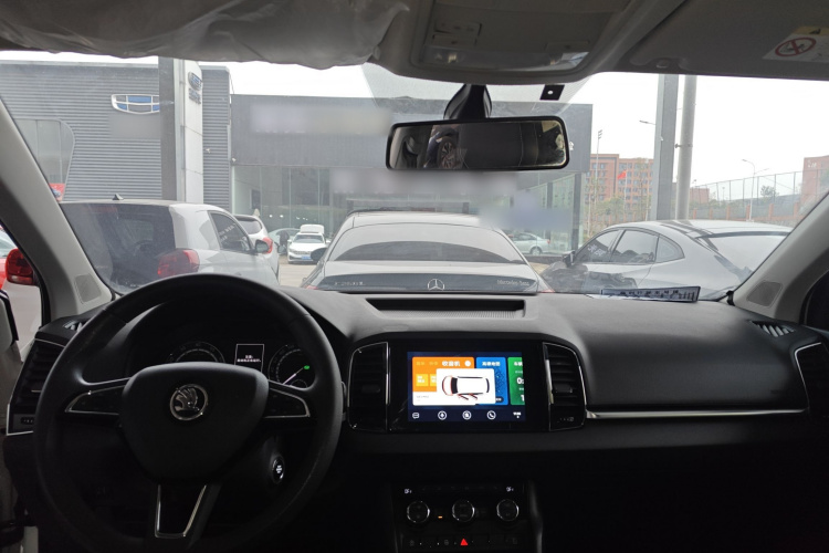 Skoda Karoq 2020 изображение автомобиля #10