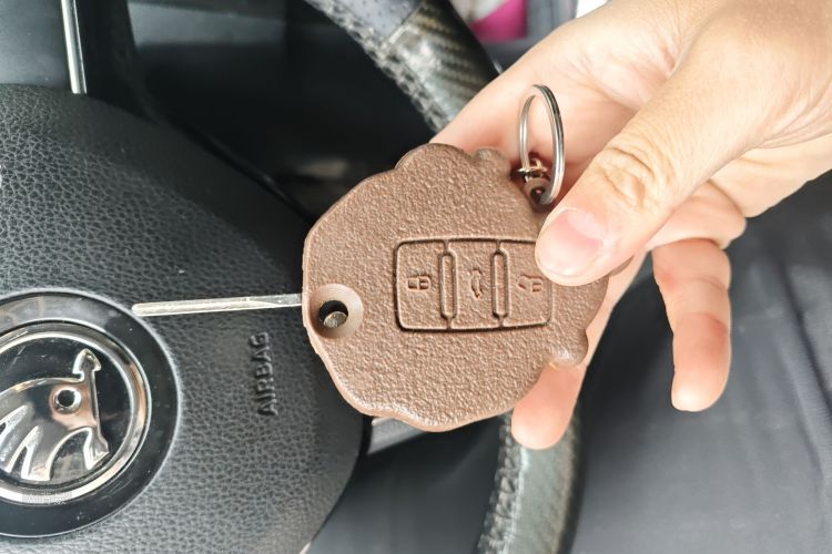 Skoda Rapid 2018 car image #10