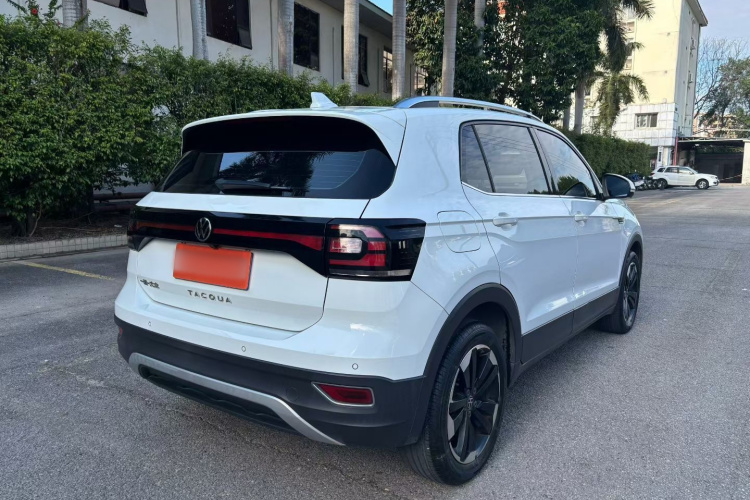 Volkswagen Tacqua 2021 car image #10