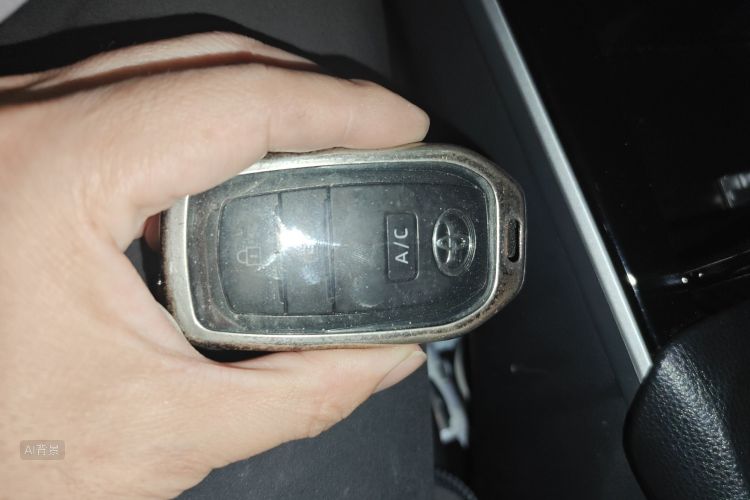 丰田 一汽丰田bZ4X 2023 汽车图片 #10