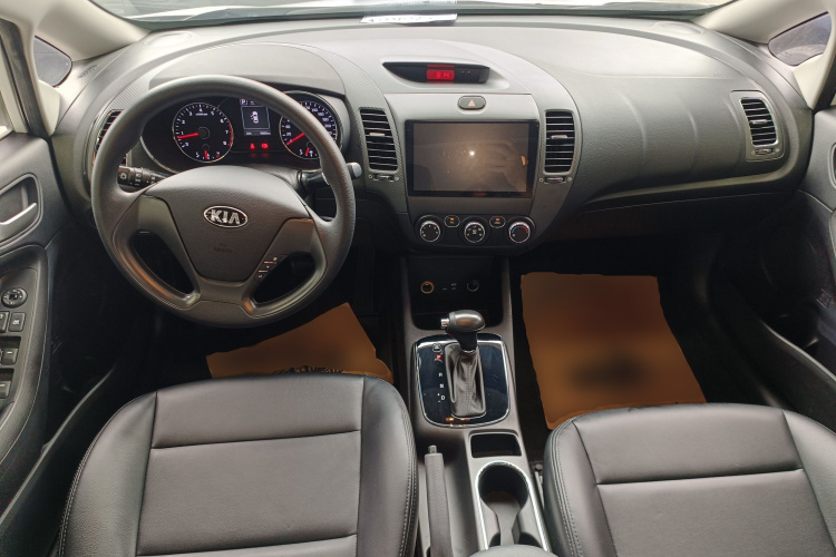 Kia 2017 car image #10