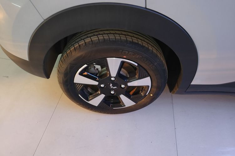 Wuling Binguo PLUS 2025 #10 Wuling Binguo PLUS 2025 immagine di auto #10