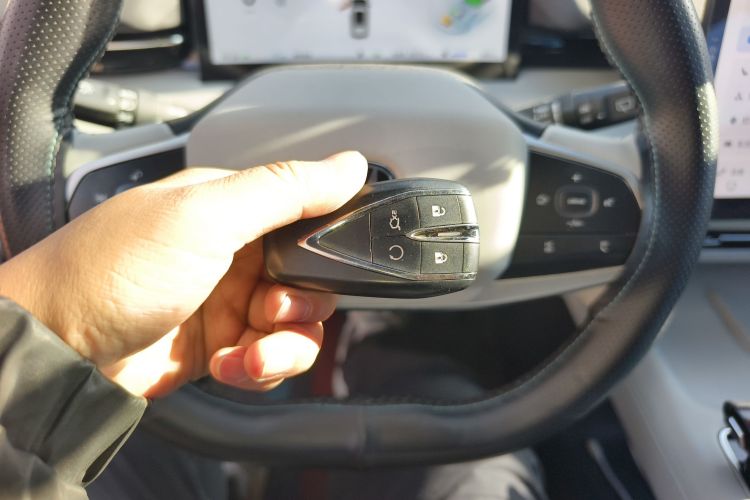 Changan UNI-Z PHEV 2024 #10 Changan UNI-Z PHEV 2024 immagine di auto #10