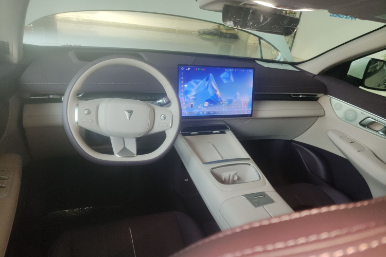 Deepal S07 2025 #10 Deepal S07 2025 car image #10