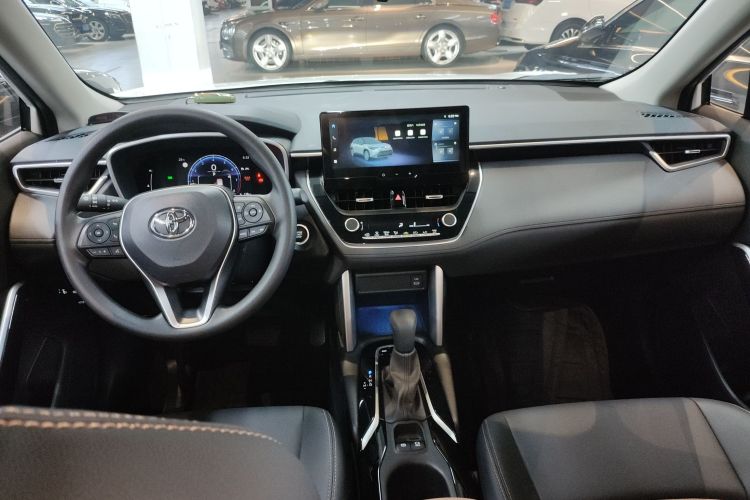 Toyota Frontlander 2023 #10 Toyota Frontlander 2023 immagine di auto #10