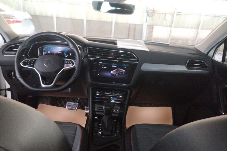 Volkswagen Tiguan X 2021 car image #10