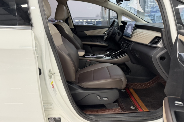 BYD Song MAX New Energy 2023 immagine di auto #10