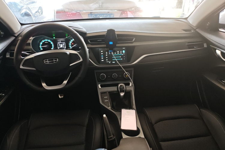 GEELY Emgrand 2022 #10 GEELY Emgrand 2022 car image #10
