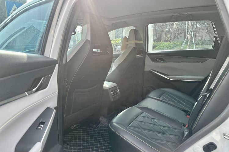 Changan CS75 Plus 2023 car image #10