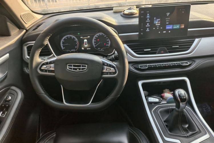 GEELY Vision X6 2019 car image #10