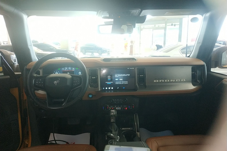 Ford Bronco 2025 immagine di auto #10