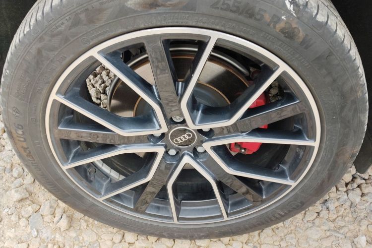 Audi Q5L 2024 #10 Audi Q5L 2024 car image #10