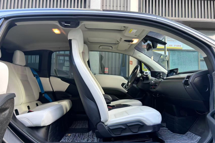 BMW i3 (Imported) 2020 #10 BMW i3 (Imported) 2020 immagine di auto #10