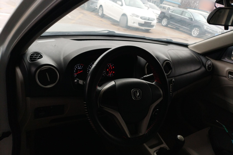 Changan Alsvin V3 2015 car image #10