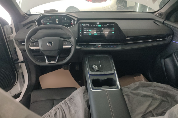 Changan CS55PLUS PHEV 2025 immagine di auto #10