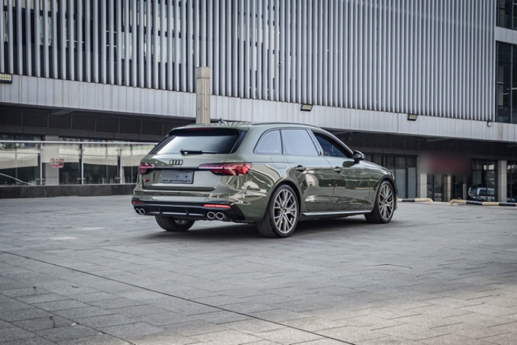 五菱汽车 奥迪S4 2024 汽车图片 #10