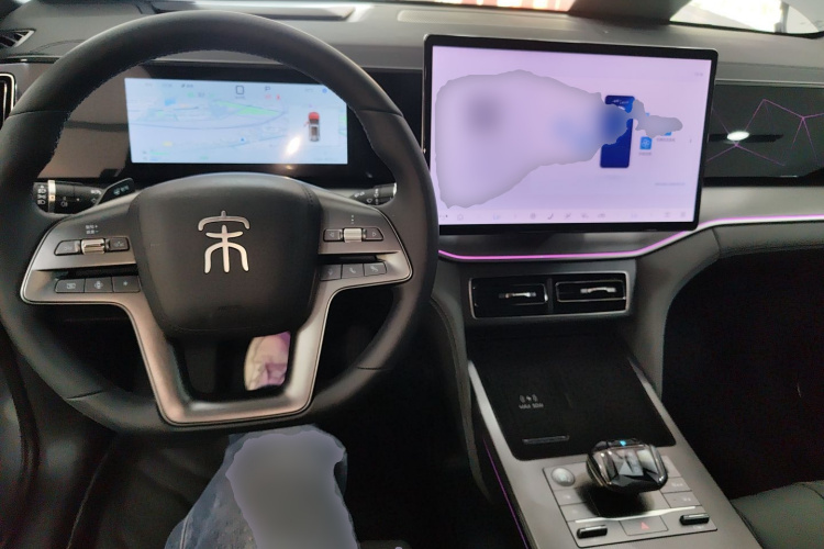 BYD SongL DM-i 2025 car image #10