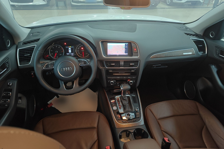 Audi Q5 2014 imagen de coche #10
