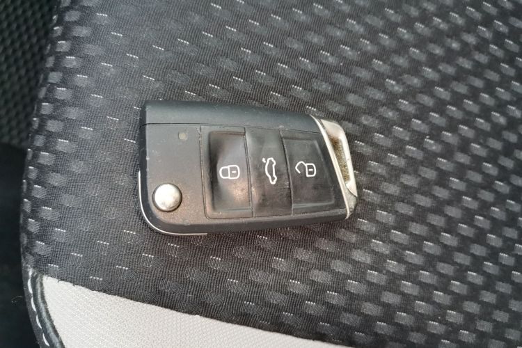 Tacqua 2023 car image #10