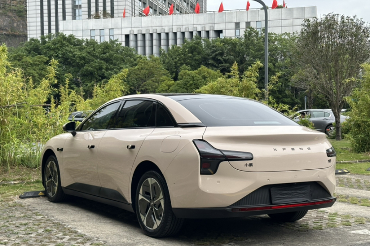 Xpeng MONA M03 2025 #10 Xpeng MONA M03 2025 immagine di auto #10