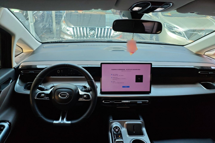 GAC Trumpchi E8 New Energy 2024 car image #10