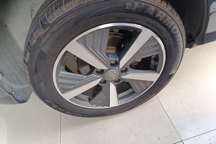 Q2L e-tron 2020 #10 Q2L e-tron 2020 car image #10