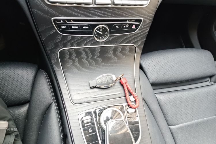 Mercedes-Benz C Class 2018 car image #10