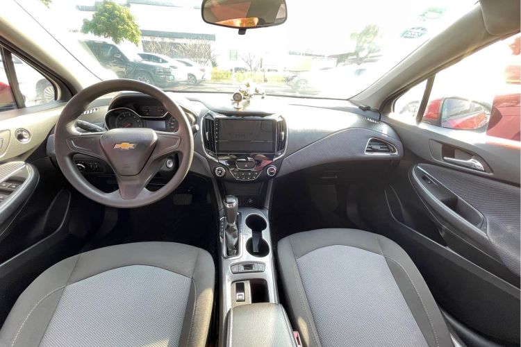 Chevrolet Cruze 2018 car image #10