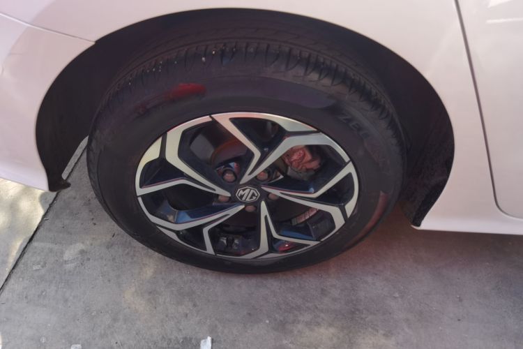 5 2021 #10 5 2021 immagine di auto #10